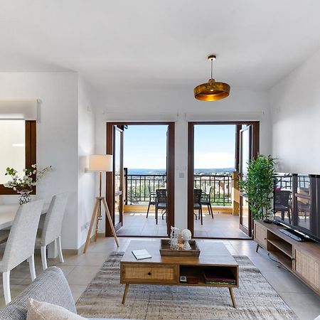 1 Bedroom Apartment Pyrgos With Beautiful Sea And Sunset Views, Aphrodite Hills Resort 코우클리아 외부 사진