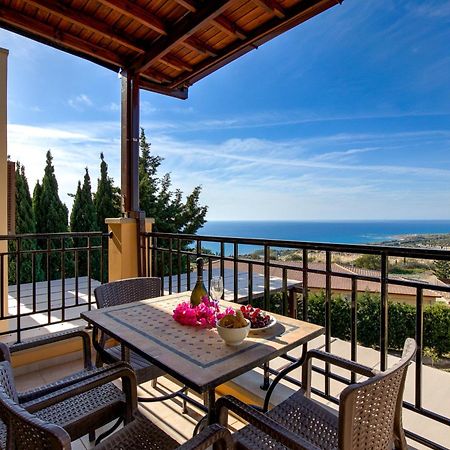 1 Bedroom Apartment Pyrgos With Beautiful Sea And Sunset Views, Aphrodite Hills Resort 코우클리아 외부 사진