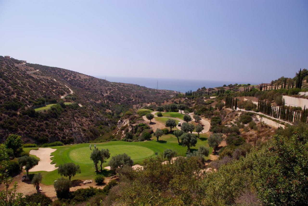 1 Bedroom Apartment Pyrgos With Beautiful Sea And Sunset Views, Aphrodite Hills Resort 코우클리아 외부 사진