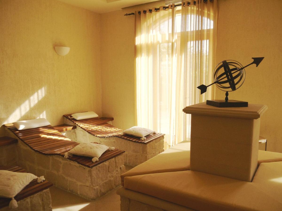 1 Bedroom Apartment Pyrgos With Beautiful Sea And Sunset Views, Aphrodite Hills Resort 코우클리아 외부 사진